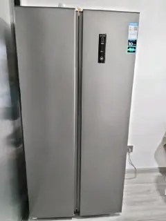 还在保质期内的颜值对开门冰箱